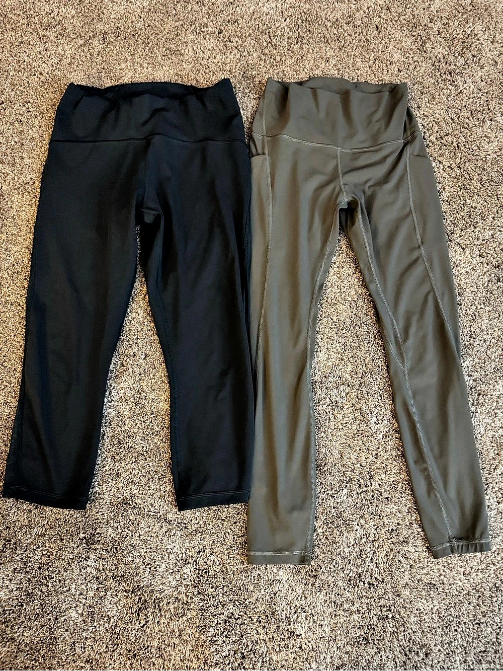 Bundle of 2 Lululemon Leggings Size 10 - Iron Blue & Grey Sage - Align High Rise
